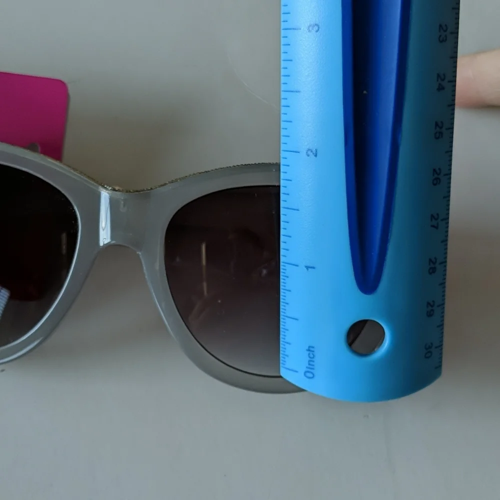 Vera Bradley, sunglasses.